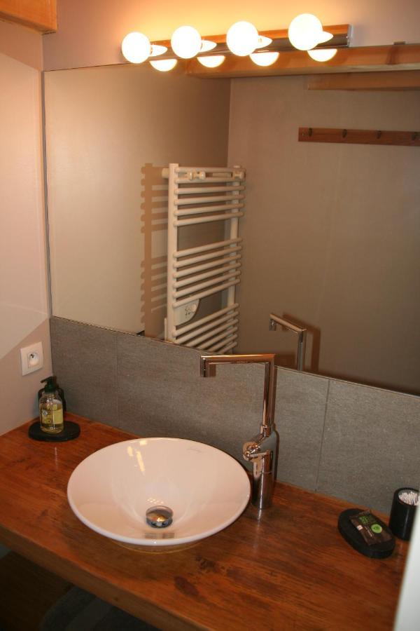 Nid Douillet Bed & Breakfast Annecy Eksteriør bilde