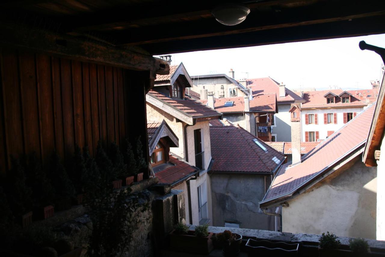 Nid Douillet Bed & Breakfast Annecy Eksteriør bilde