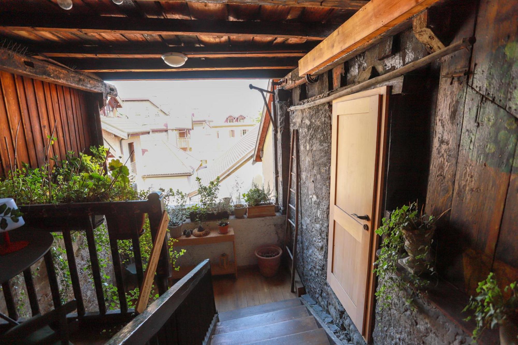 Nid Douillet Bed & Breakfast Annecy Eksteriør bilde